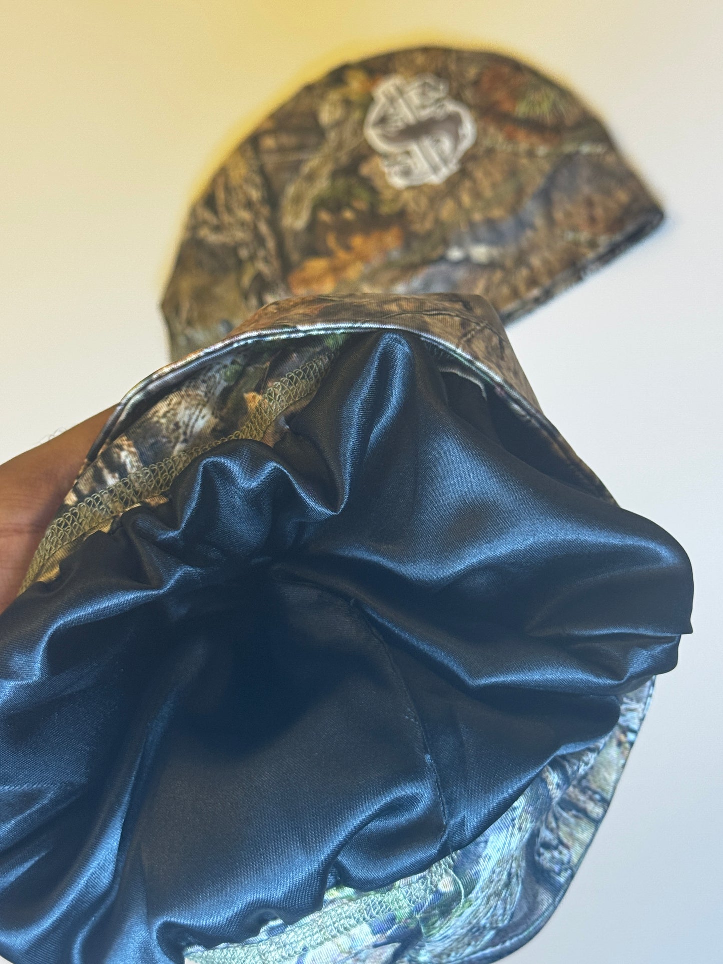 Apparel Skully (Black & Camouflage)
